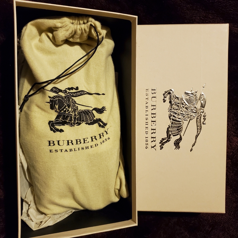 Burberry shoes